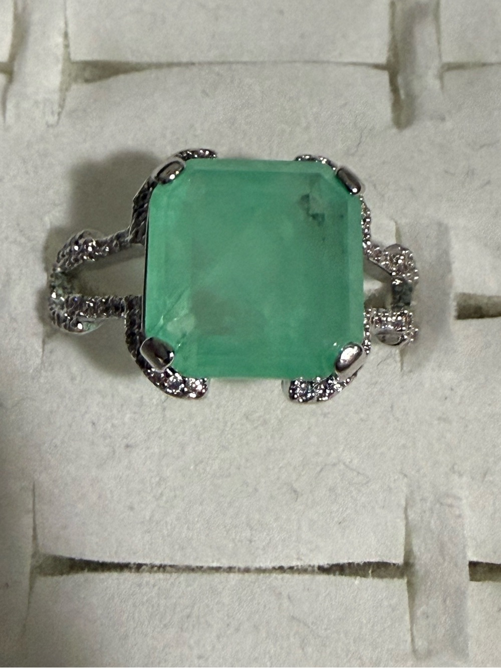 Bomb Party OG ring mint green tourmaline/rhodium size 9 NWOT